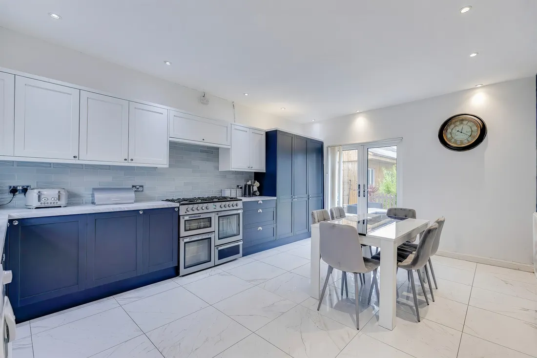 Property photo 28