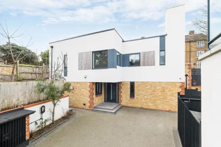 Westcombe Hill, London, SE3