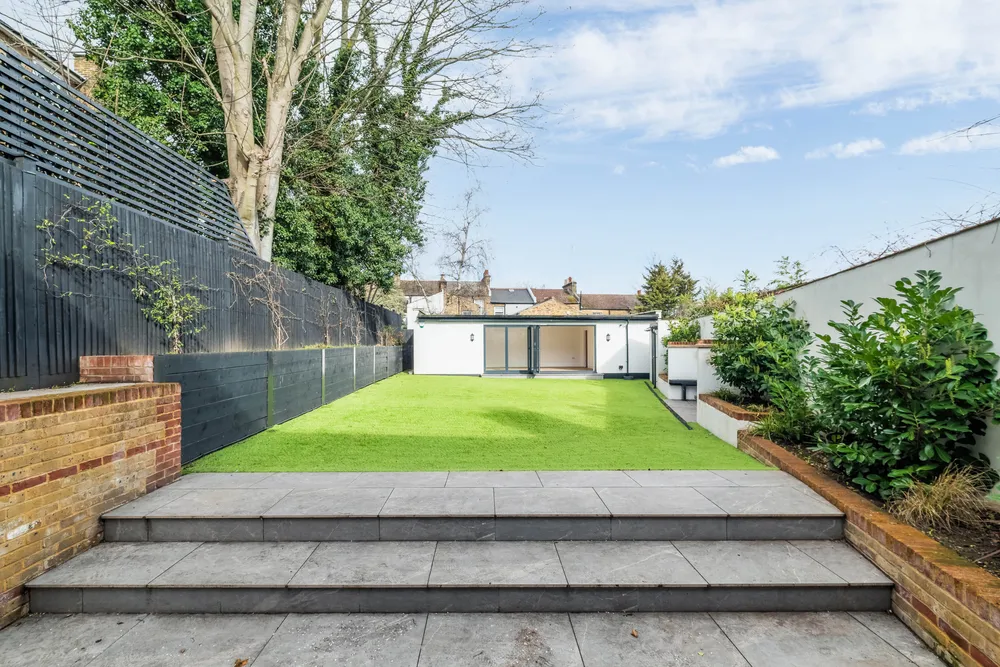 Westcombe Hill, London, SE3