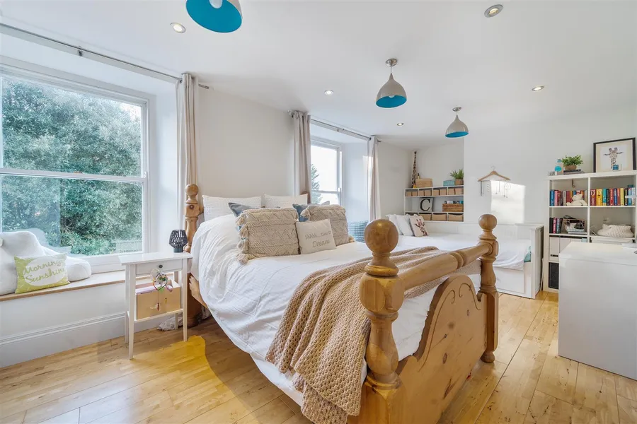 Property Image 35