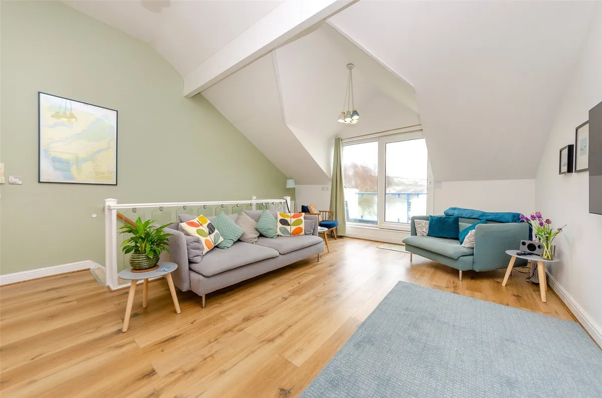 Ffordd Heulyn, Y Felinheli, Gwynedd, LL56