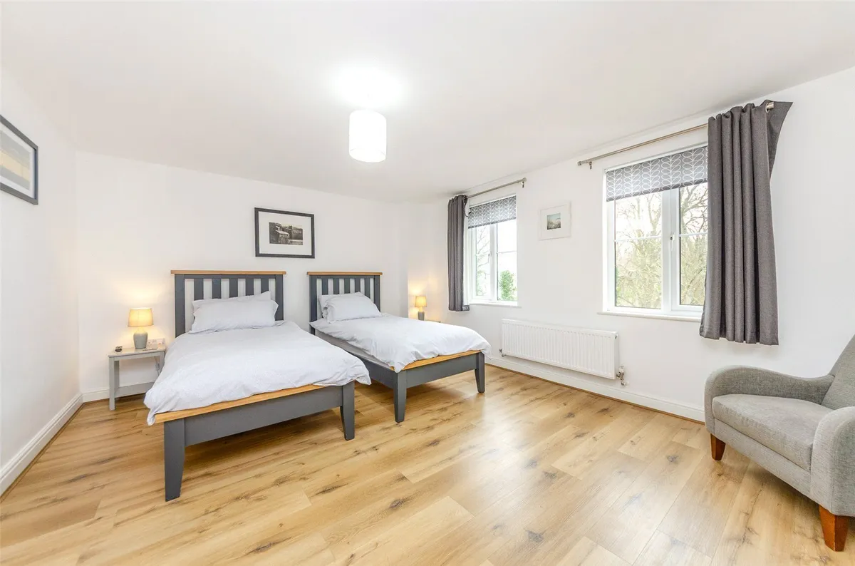 Ffordd Heulyn, Y Felinheli, Gwynedd, LL56