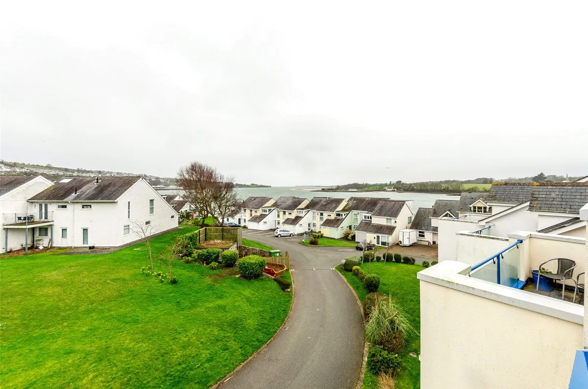 Ffordd Heulyn, Y Felinheli, Gwynedd, LL56