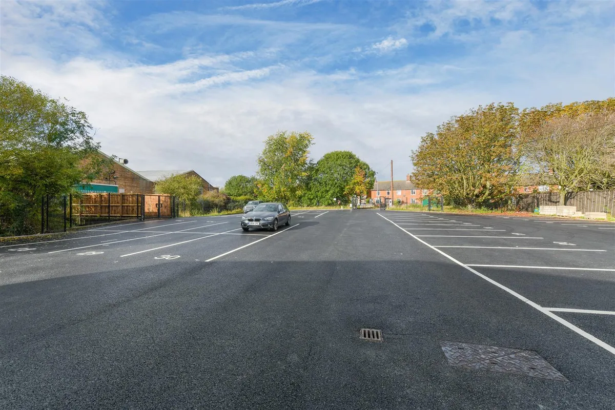B4 Rotherhill Business Park, Thorpe Road, Melton Mowbray, Leicestershire LE13 1SQ