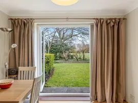 Peartree Avenue, London thumb 3