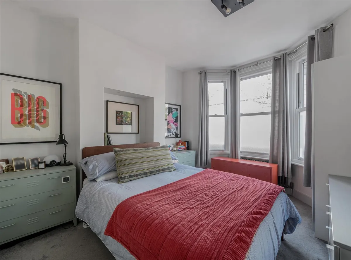 Oak Grove, London NW2