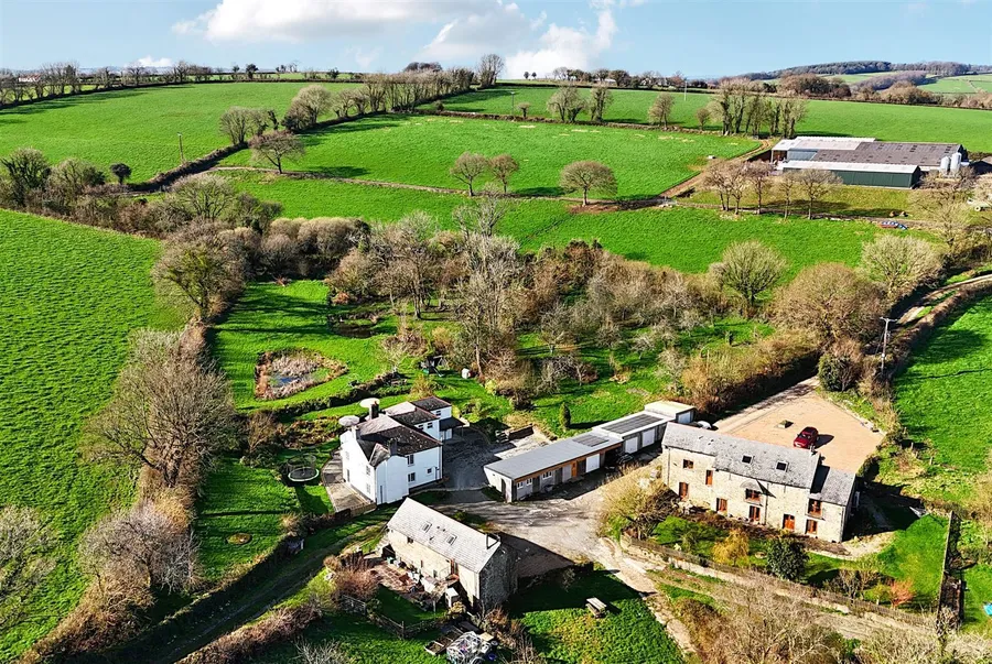 Property Image 37