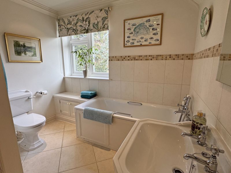 Station Road, Sidmouth Image 21