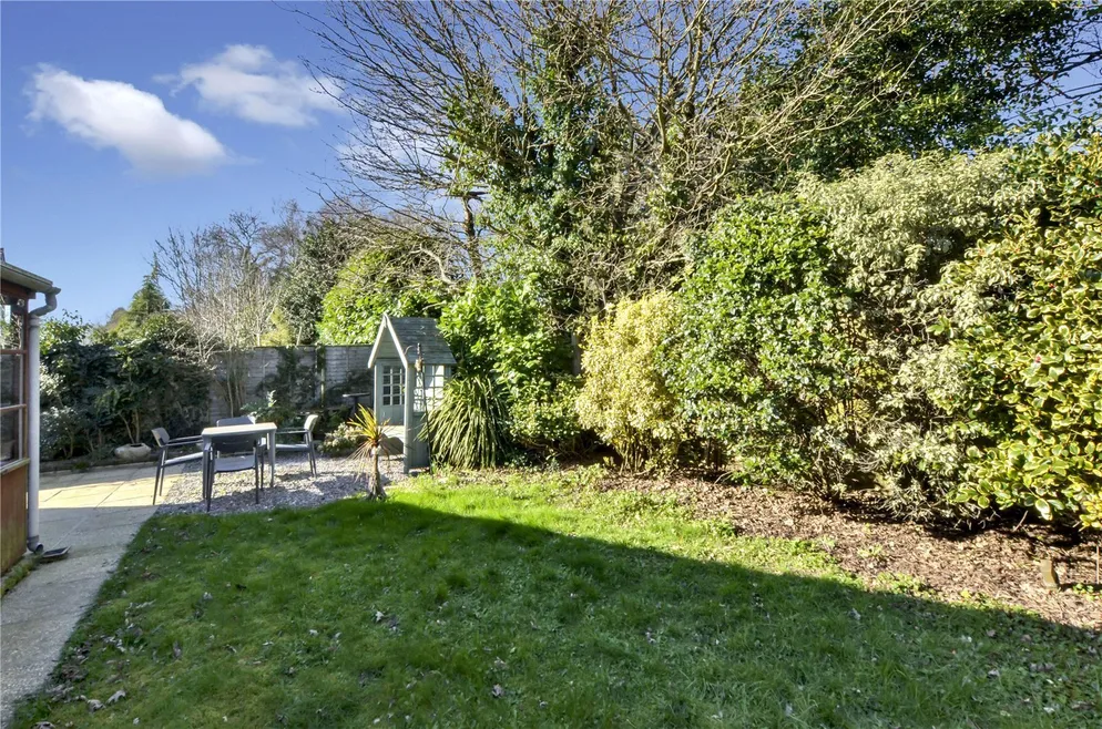 Property carousel item 16