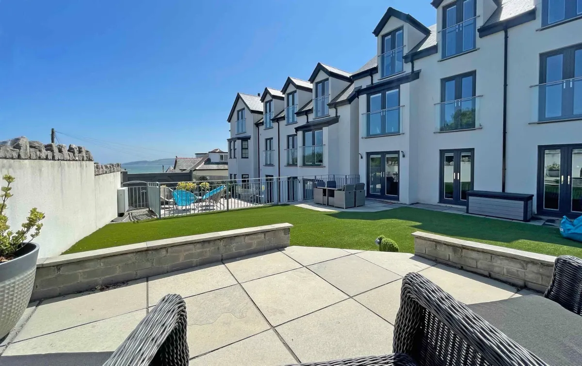 Beach Road, Benllech, Tyn-y-Gongl, Isle of Anglesey, LL74
