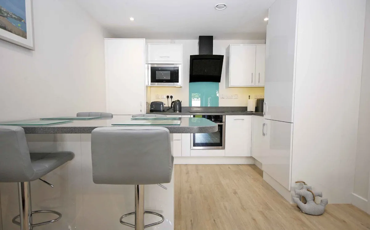Beach Road, Benllech, Tyn-y-Gongl, Isle of Anglesey, LL74