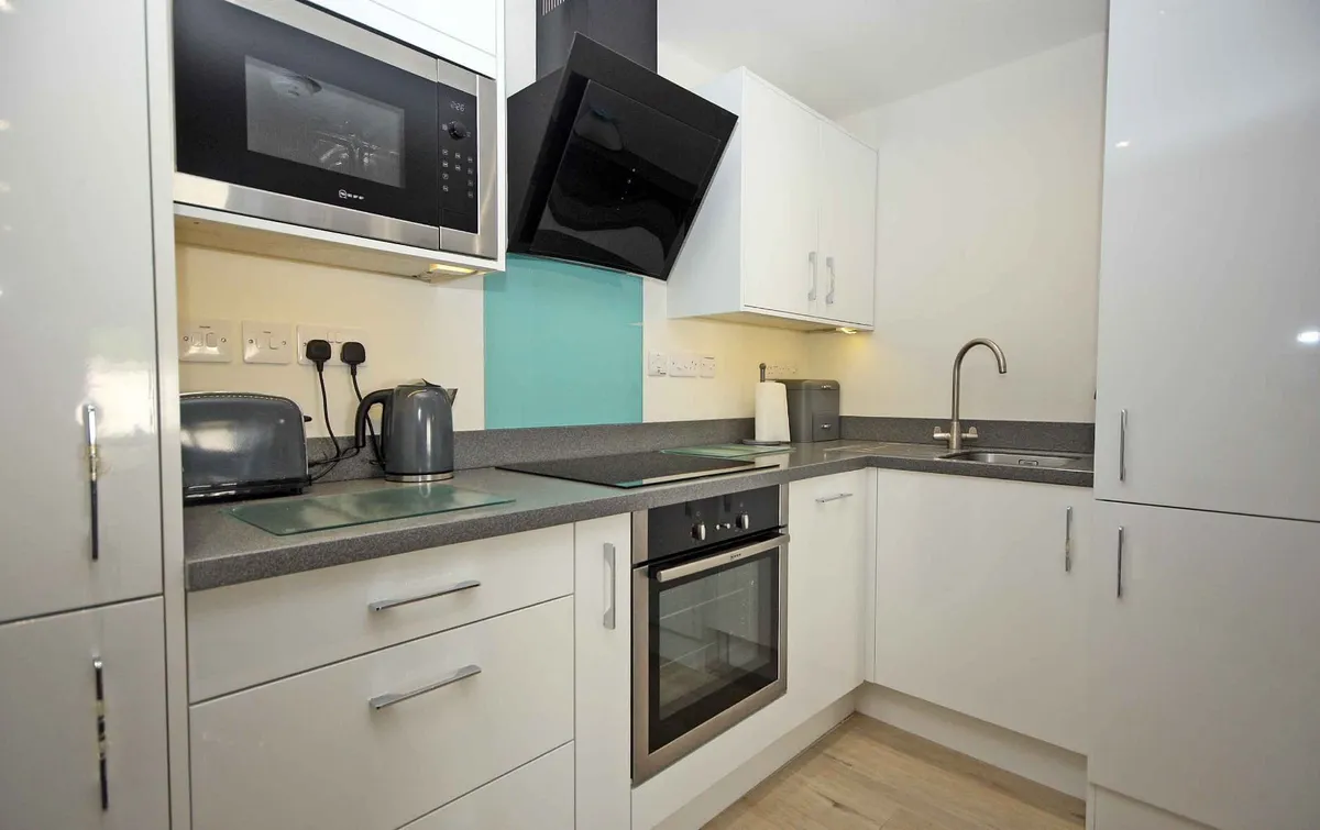 Beach Road, Benllech, Tyn-y-Gongl, Isle of Anglesey, LL74