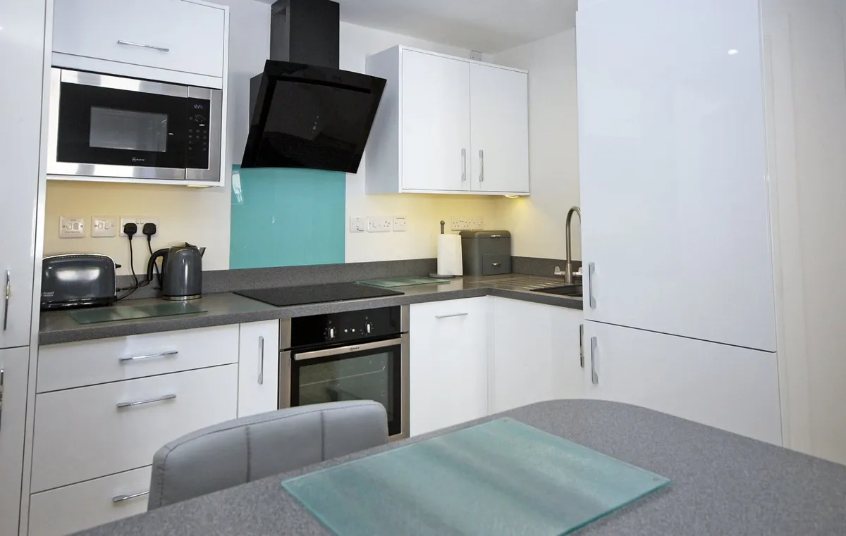 Beach Road, Benllech, Tyn-y-Gongl, Isle of Anglesey, LL74