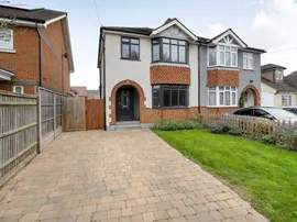 Blackamoor Lane, Maidenhead photo