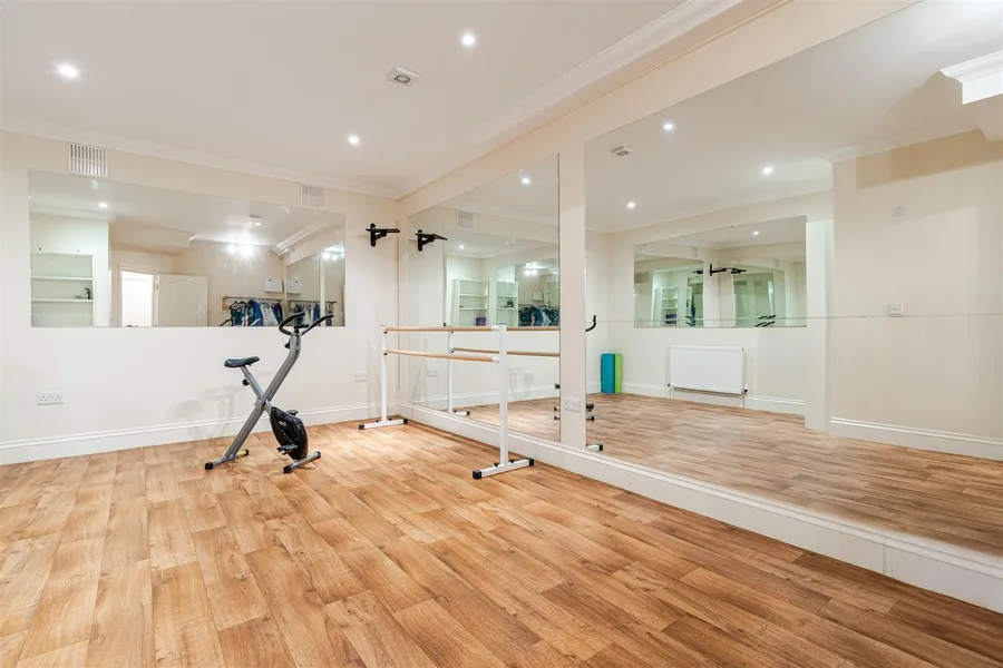 Property Image 5