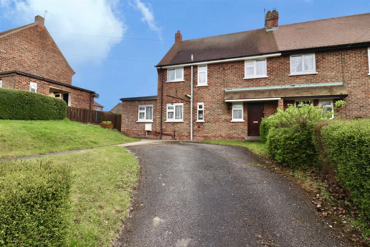 Mill Hill, Ellerker, Brough