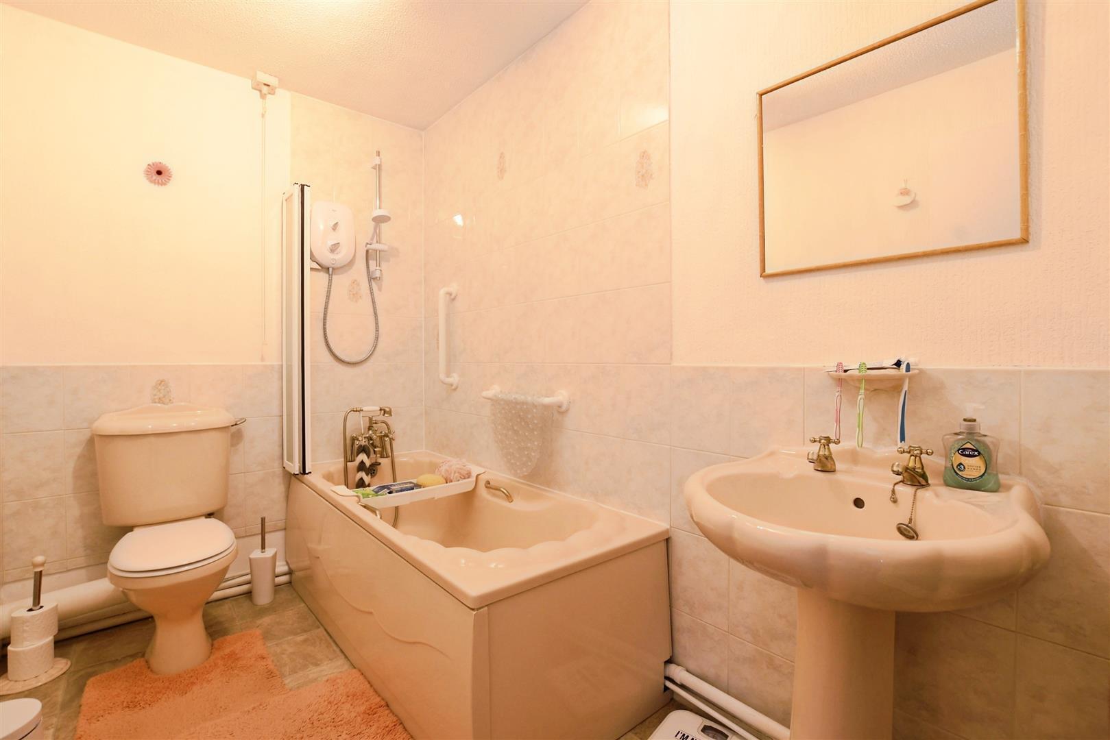 Evergreen Drive Image 14