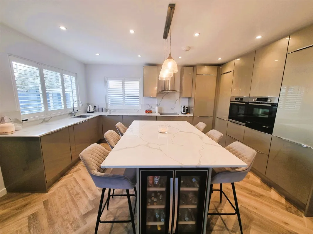 Cheapside East, Rayleigh, Essex, SS6