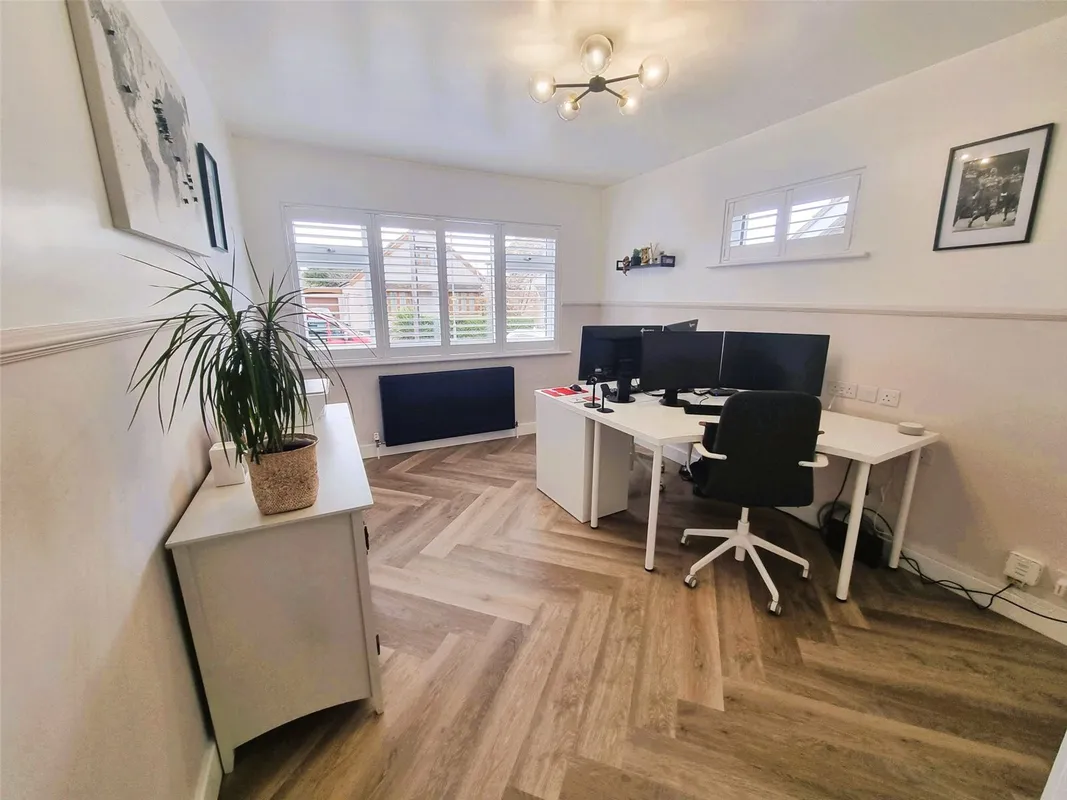Cheapside East, Rayleigh, Essex, SS6