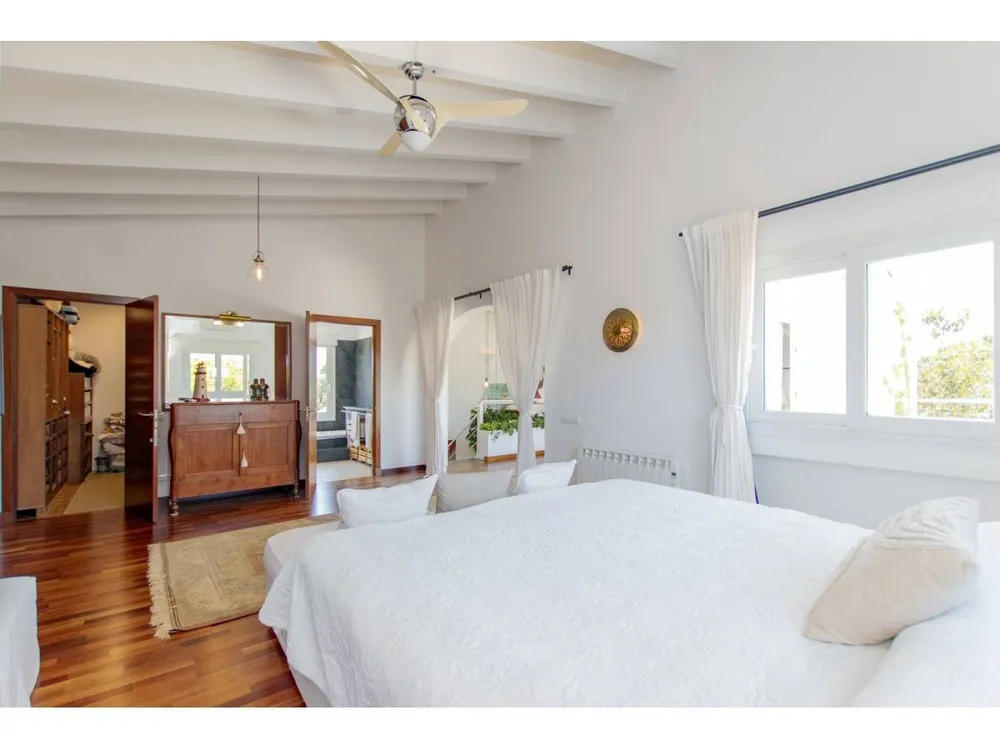 46, Sant Lluis