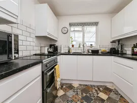 Market Close, Brushford, Dulverton thumb 2