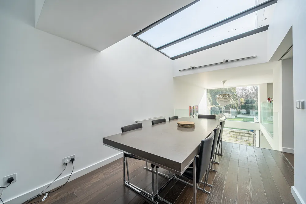 Onslow Gardens, London, N10