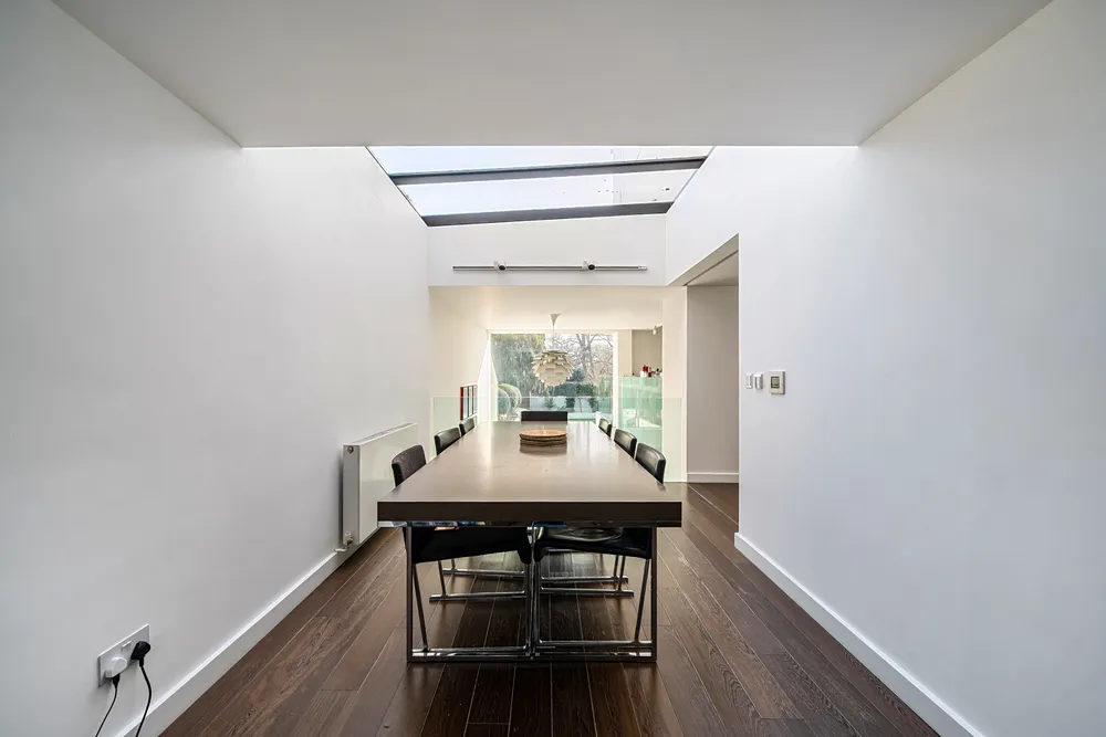 Onslow Gardens, London, N10