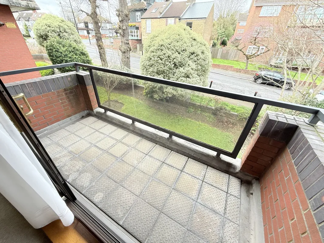 Houndsden Road, Ashwood Lodge, N21