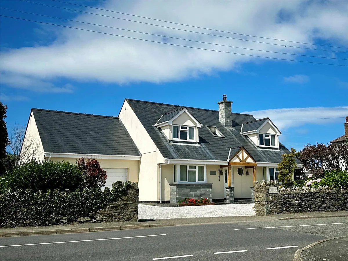 Lon St. Ffraid, Trearddur Bay, Holyhead, Isle of Anglesey, LL65