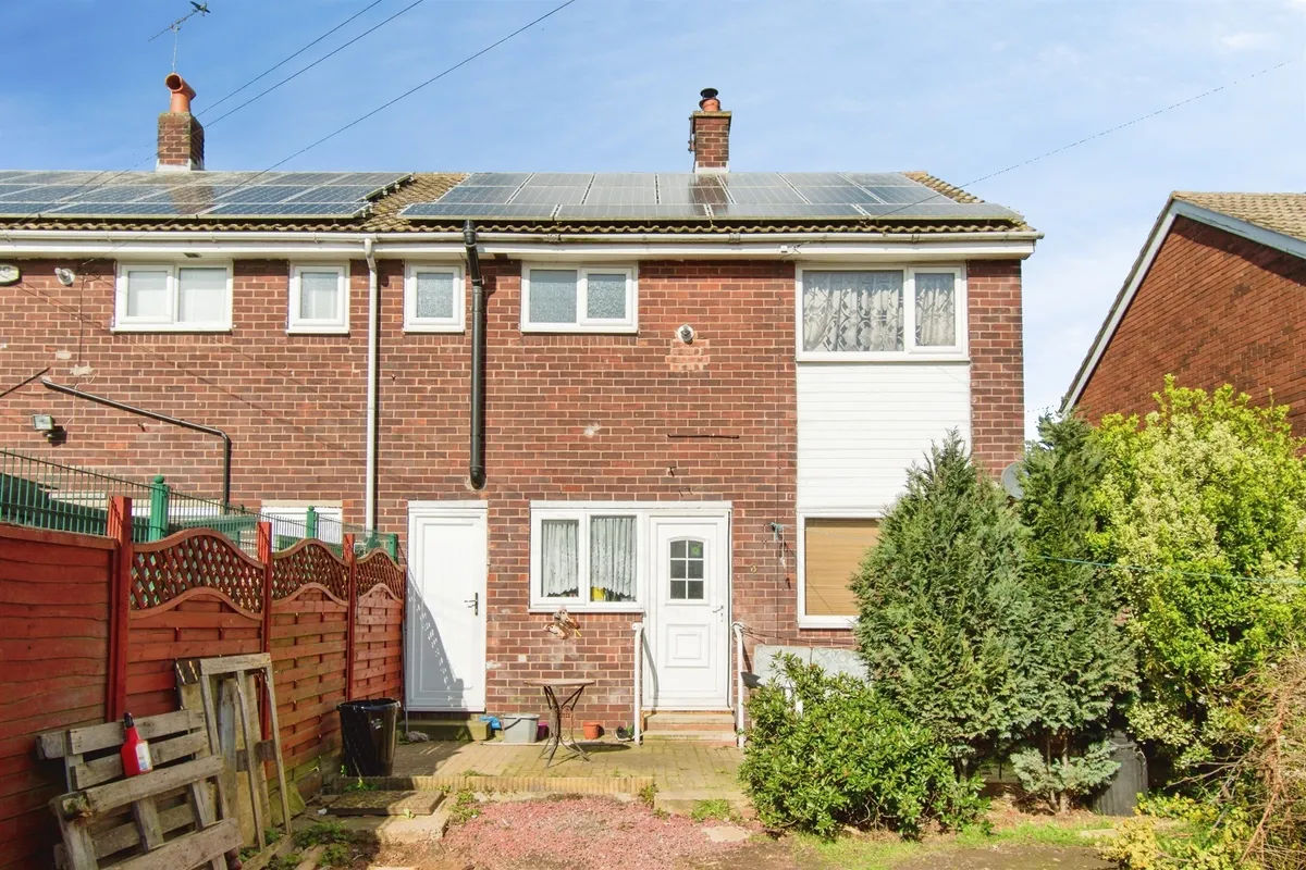 Poplar Grove, KNOTTINGLEY