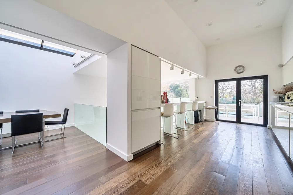 Onslow Gardens, London, N10