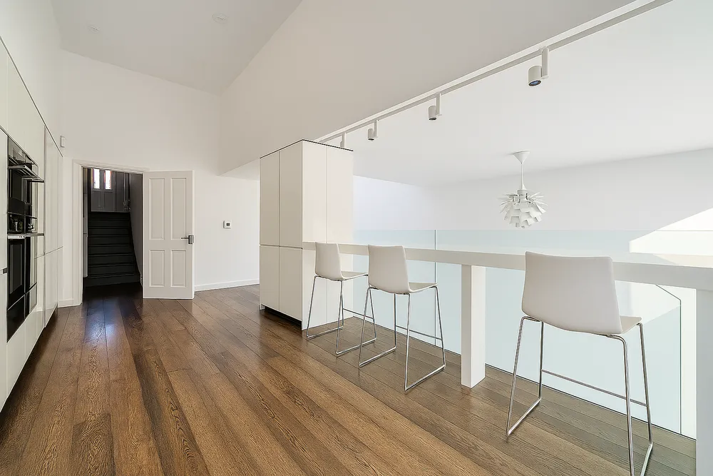 Onslow Gardens, London, N10