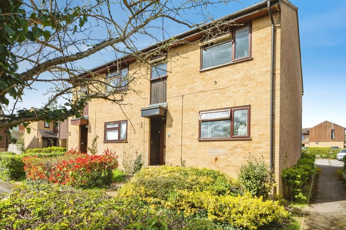 Fleetham Gardens, Lower Earley, Reading