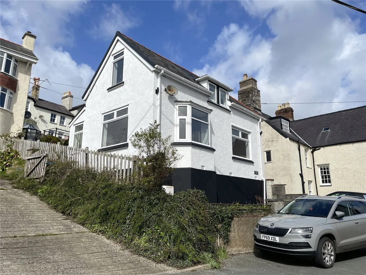 Cambria Road, Menai Bridge, Isle of Anglesey, LL59