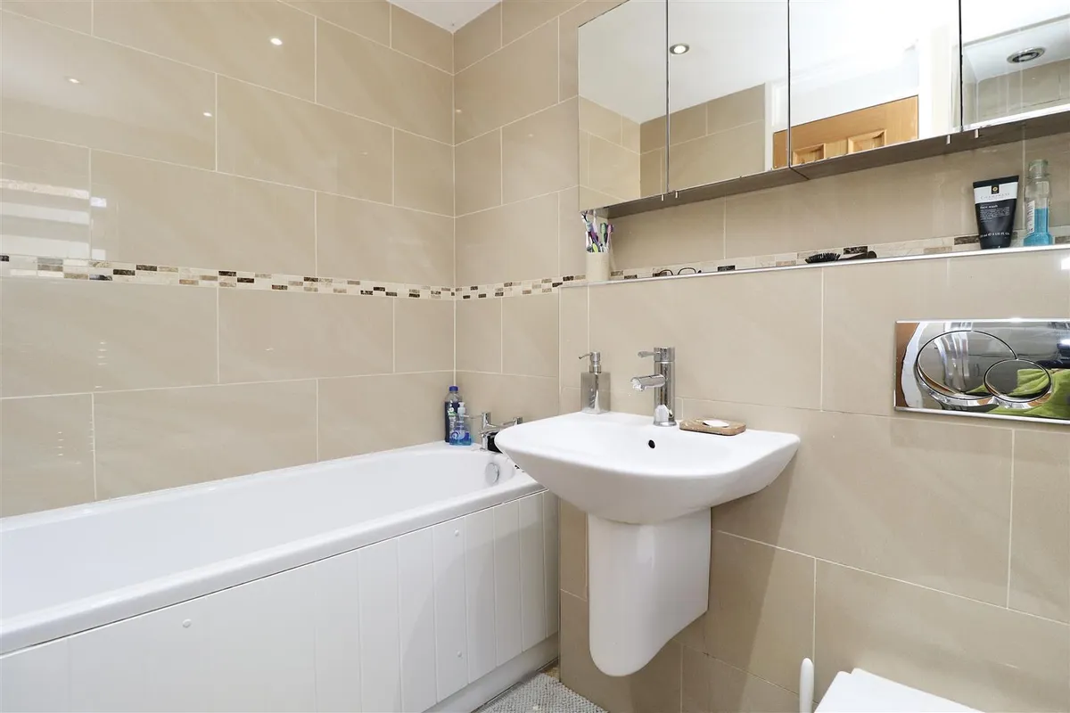 Grange Close, Full Sutton