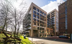 Bathgate Place, Ealing, W13, Ealing