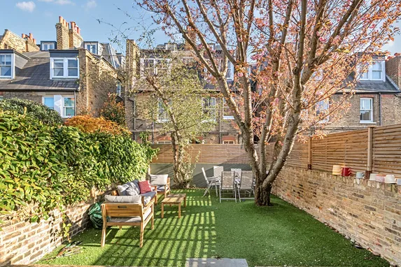 Gowan Avenue, London, SW6