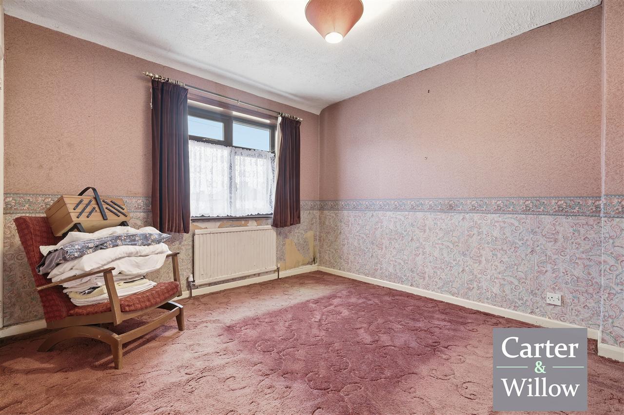 Vincent Road, Dagenham, Essex Image 11
