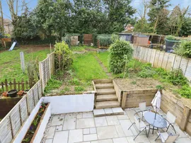 Tomkinson Drive, Kidderminster thumb 3