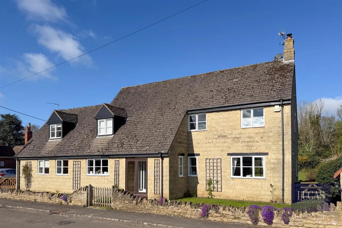 Little Oakley, Corby