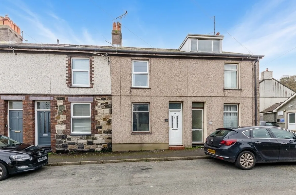 Ambrose Street, Bangor, Gwynedd, LL57