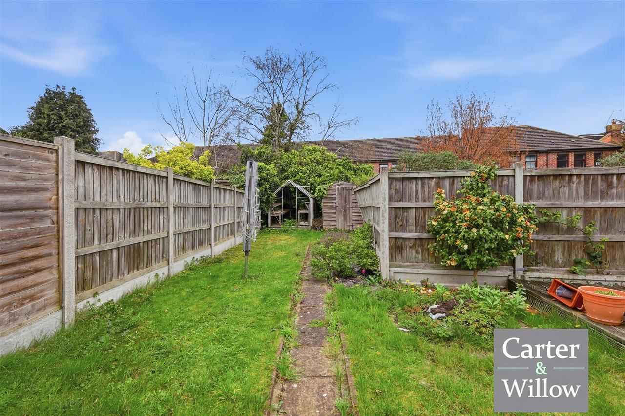 Burdetts Road, Dagenham, Essex Image 15