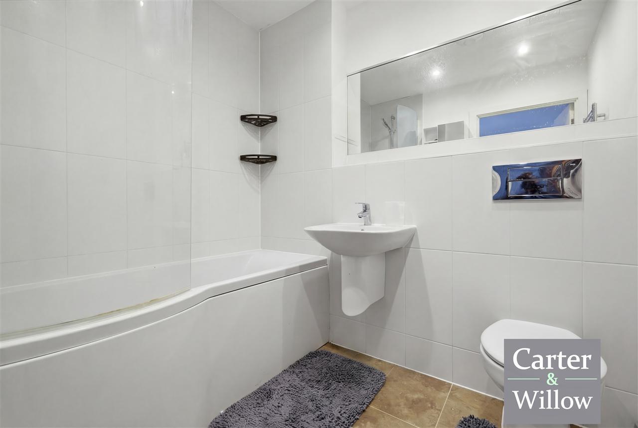 Samuel Garside House, Barking, Essex Image 12