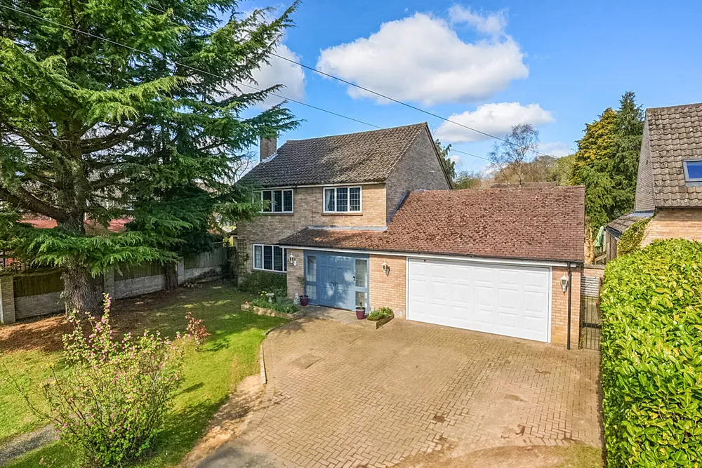 Tilsworth Road, Beaconsfield, HP9