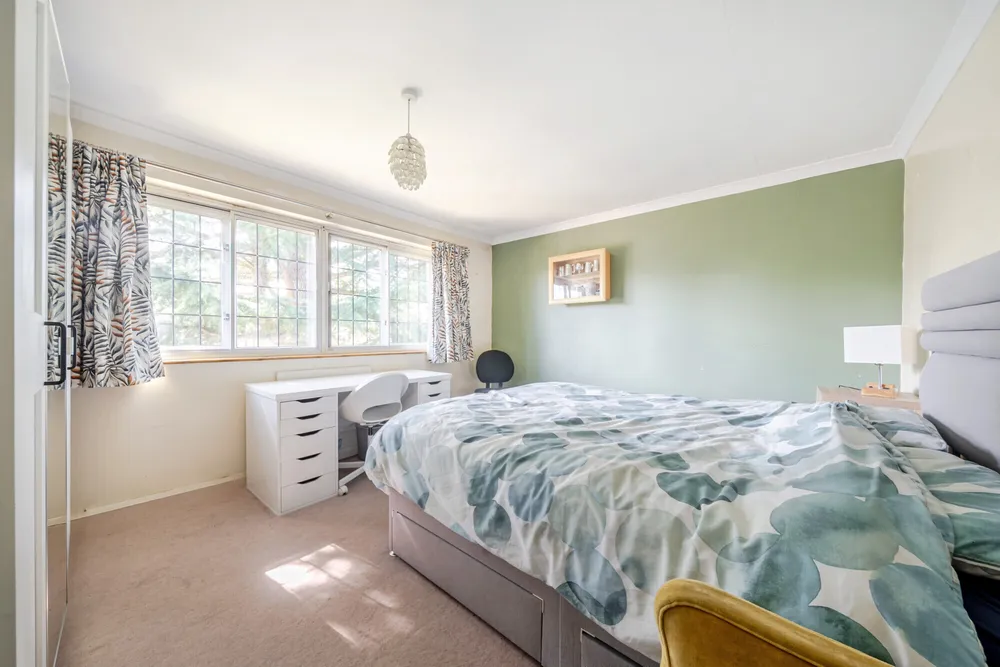 Tilsworth Road, Beaconsfield, HP9