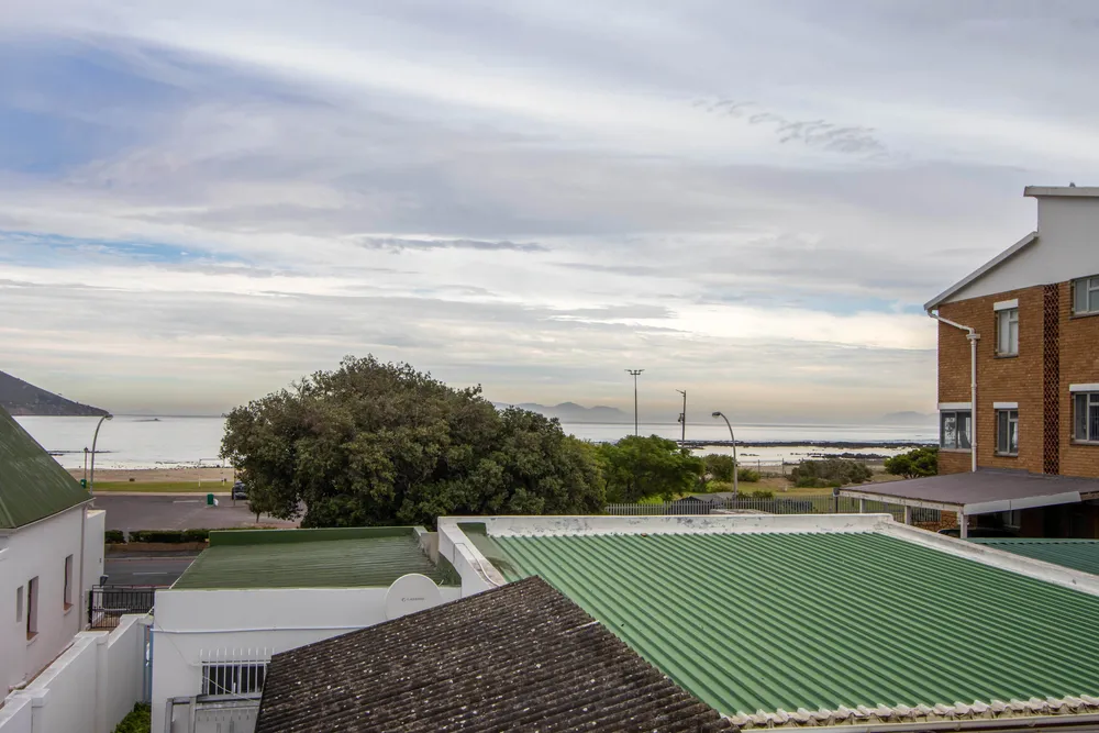 South Africa, Western Cape, Gordons Bay Village