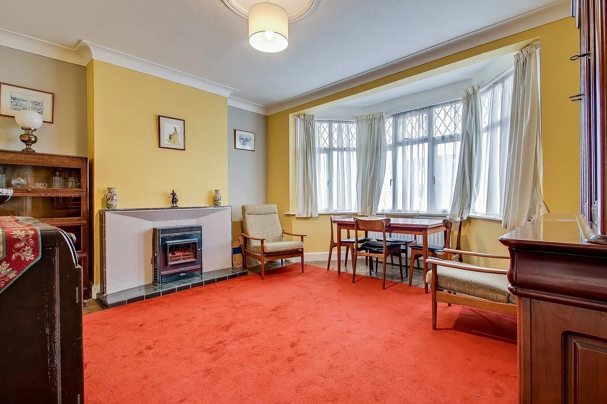 Dunster Drive, London, NW9