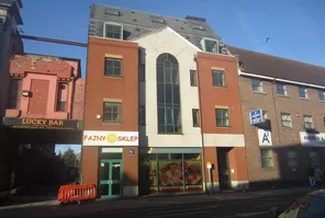 Main property image