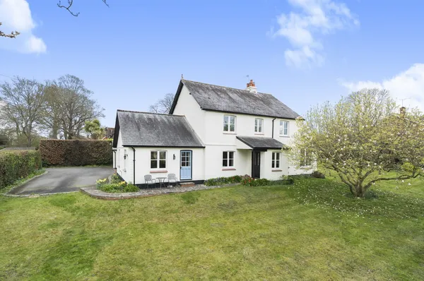 Pincotts Lane, West Horsley, Surrey, KT24 6JH