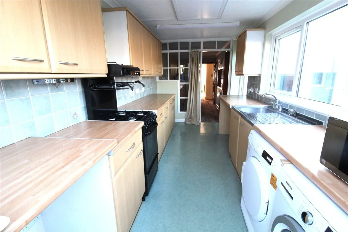 Marguerite Drive, Leigh-on-Sea, Essex, SS9